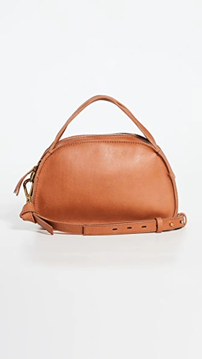 Shop Madewell The Sydney Zip Top Crossbody In Burnished Camel