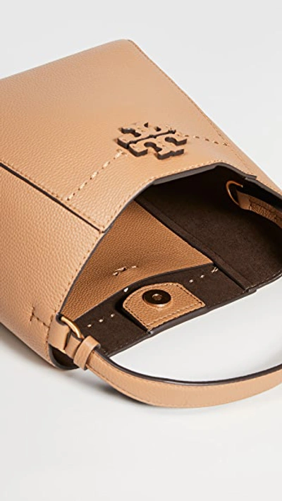 Tory Burch Mcgraw Small Bucket Bag In Tiramisu