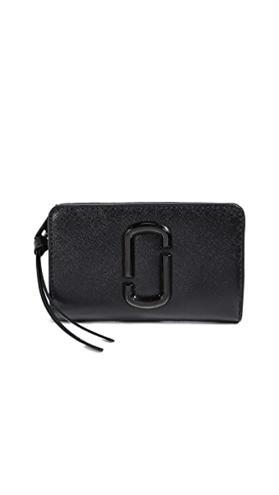Shop Marc Jacobs The Utility Snapshot Tonal Slim Bifold Wallet Black
