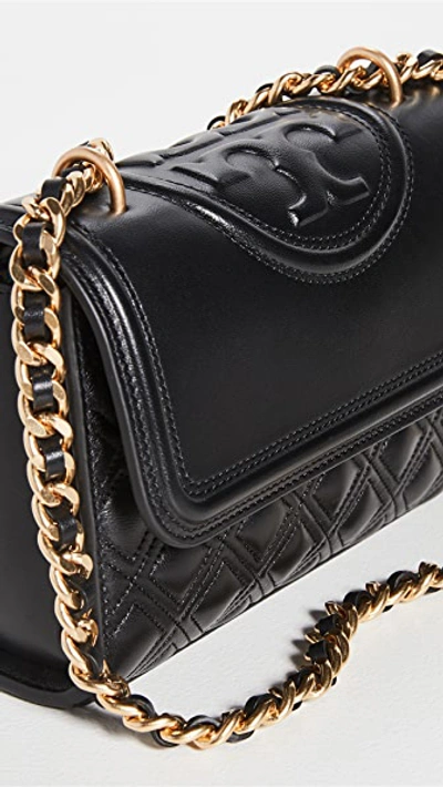 Tory Burch Black Logo Embossed Quilted Shoulder Bag In Black