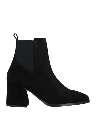Shop Vero Moda Woman Ankle Boots Black Size 9 Soft Leather