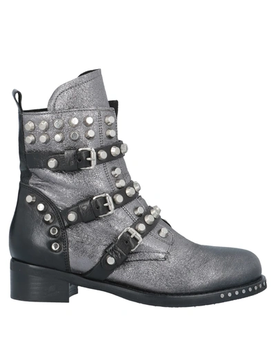 Shop Mimmu Ankle Boots In Lead