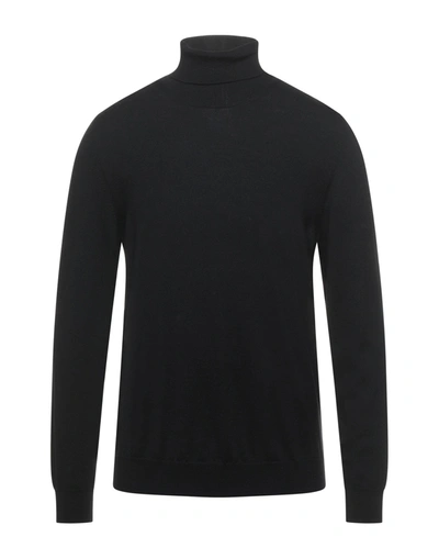 +39 Masq Turtlenecks In Black