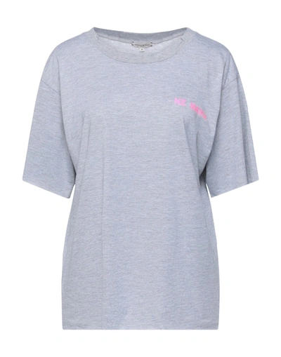 Shop Natasha Zinko T-shirts In Grey