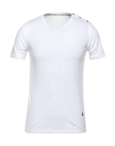 Shop Patrizia Pepe T-shirts In White