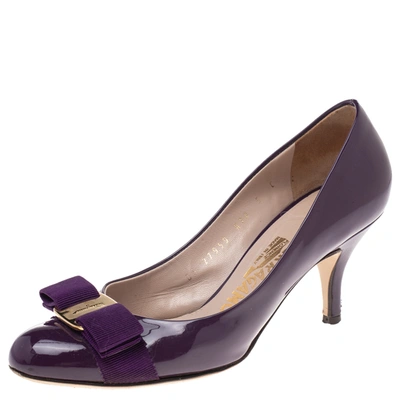 Pre-owned Salvatore Ferragamo Purple Patent Leather Vara Bow Pumps