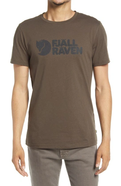Shop Fjall Raven Logo Graphic Tee In Dark Olive