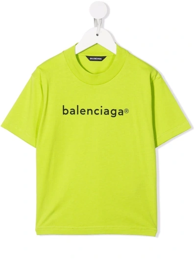 Shop Balenciaga Logo Print T-shirt In Green