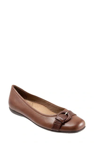 Shop Trotters Sylvia Flat In Saddle