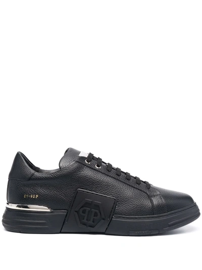 Shop Philipp Plein Phantom Low-top Sneakers In 黑色