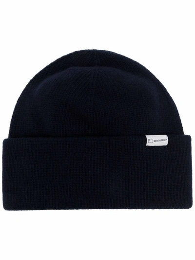 Shop Woolrich Logo-patch Knitted Beanie In 蓝色