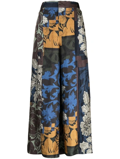 Shop Biyan Floral Cropped Trousers In 绿色