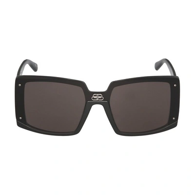 Shop Balenciaga Sunglasses Shield Square 0081s In 1000