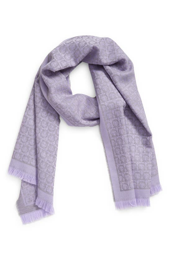 jacquard Gancini pattern scarf