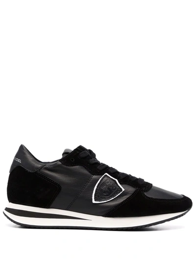 Philippe Model Logo Patch Sneakers In 黑色