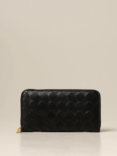 Shop Bottega Veneta Wallet In Woven Nappa 1.5 In Black