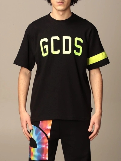 Shop Gcds Cotton Tshirt With Big Logo In Lime