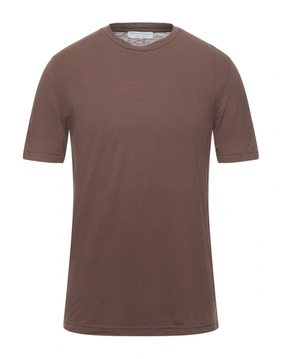 Shop Filippo De Laurentiis T-shirts In Brown