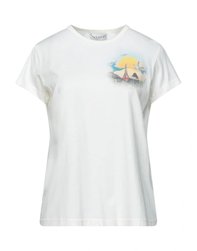 Shop Givenchy T-shirts In Ivory