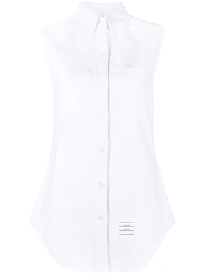 Shop Thom Browne Sleeveless Pointed Collar Shirt In Weiss