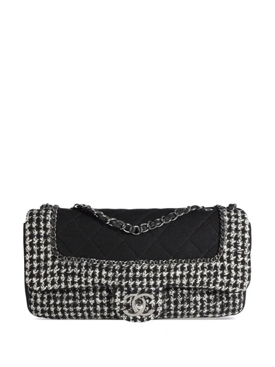 Pre-owned Chanel Houndstooth Boucle Classic Flap 单肩包 In Black