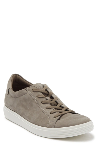Shop Ecco Soft Classic Leather Sneaker In Warm Grey
