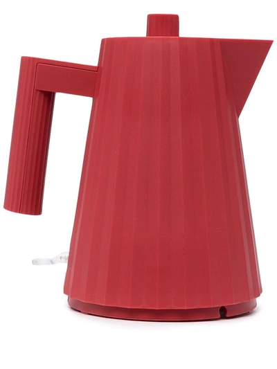 Shop Alessi Plissé Kettle In 红色