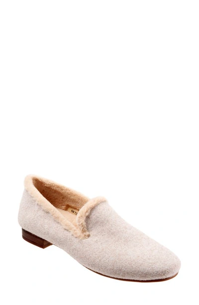 Shop Trotters Glory Loafer In Beige Felt