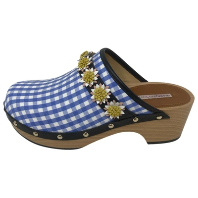 Pre-owned Fabrizio Viti Cloth Mules & Clogs In Blue