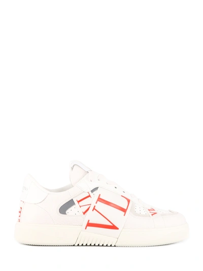 Shop Valentino Low-top Calfskin Vl7n Sneakers White And Red