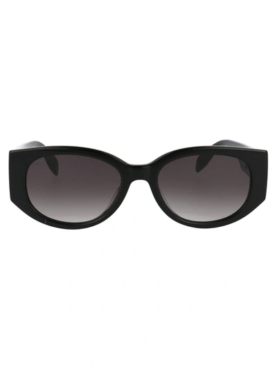 Shop Alexander Mcqueen Eyewear Rectangle Frame Sunglasses In Black