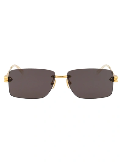 Shop Bottega Veneta Eyewear Rectangle In Gold