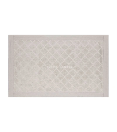 Shop Ralph Lauren Clavenue Bath Mat (50cm X 80cm) In Grey