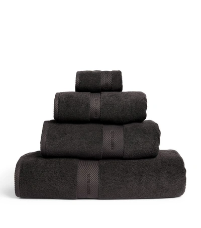 Shop Ralph Lauren Avenue Hand Towel 50cm X 100cm In Grey