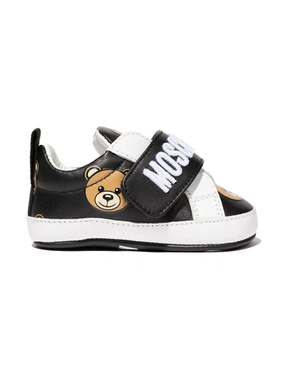 Shop Moschino Sneakers Teddy Bear In Nera