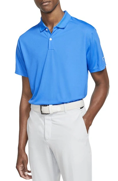 Shop Nike Golf Victory Dri-fit Short Sleeve Polo In Photo Blue/ White