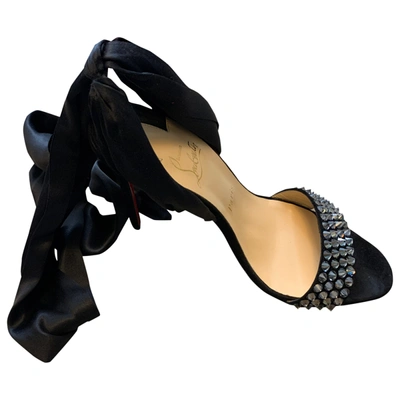 Pre-owned Christian Louboutin Cloth Sandals In Black