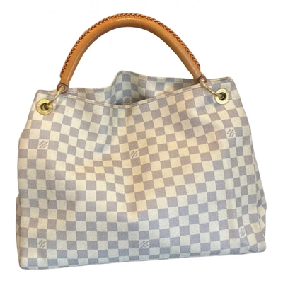 Artsy leather handbag
