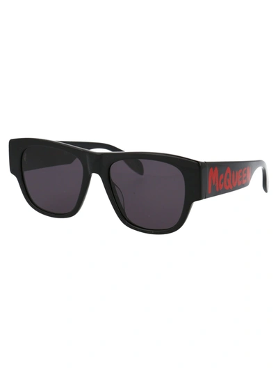 Shop Alexander Mcqueen Eyewear Sunglasses In 002 Black Black Grey