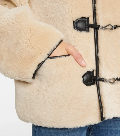 Totême Sheep Shearling Clasp Single-breasted Teddy Jacket In Off White