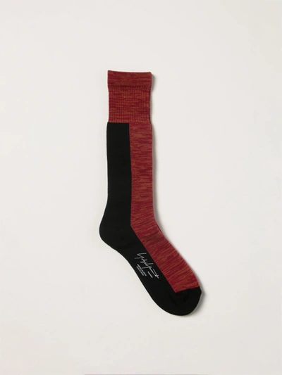 Shop Yohji Yamamoto Socks With Abstract Pattern In Red