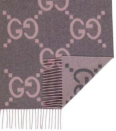 Shop Gucci Gg Jacquard Cashmere Scarf In Graphite/pink