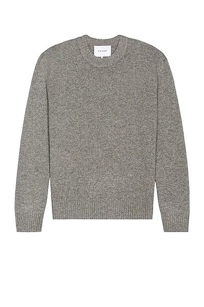 Shop Frame The Crew Neck Cashmere Sweater In Gris