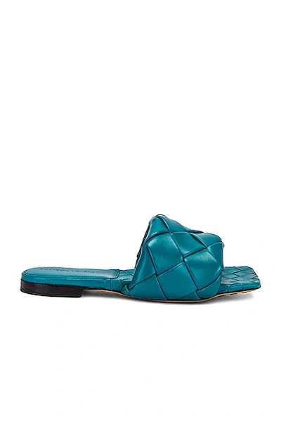 Shop Bottega Veneta Lido Sandals In Blaster