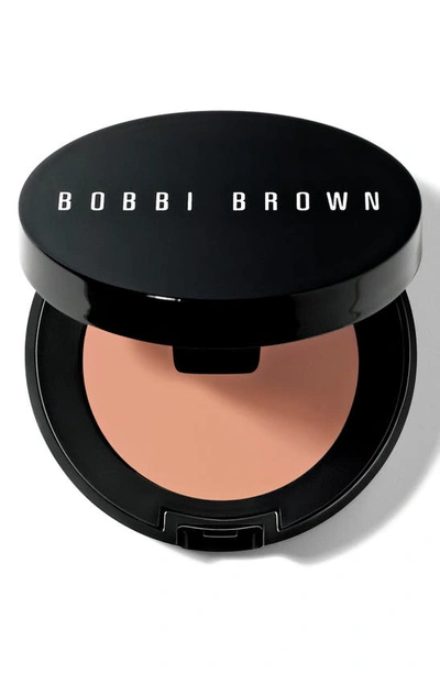 Shop Bobbi Brown Brightening Underye Corrector In Bisque-p