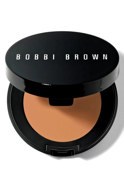 Shop Bobbi Brown Brightening Underye Corrector In Peach-b