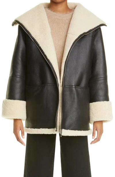 Totême Two-tone Shearling Zipped Jacket In Black Leather In Black/off-white