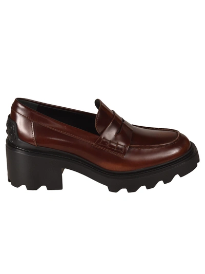 Shop Tod's Block Heel Leather Loafers In Cuoio