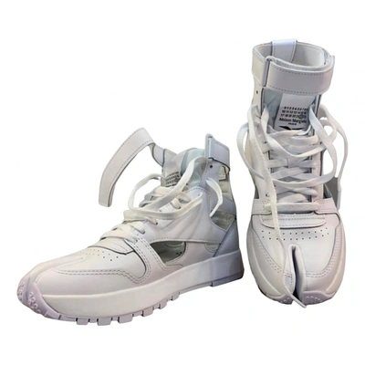 Pre-owned Maison Margiela X Reebok Leather Trainers In White