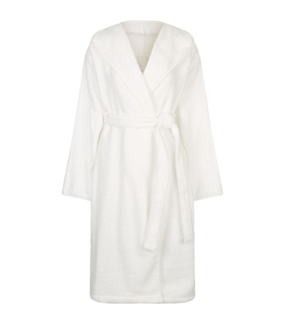 Shop Uchino Zero Twist Hooded Bathrobe (extra Large) In White